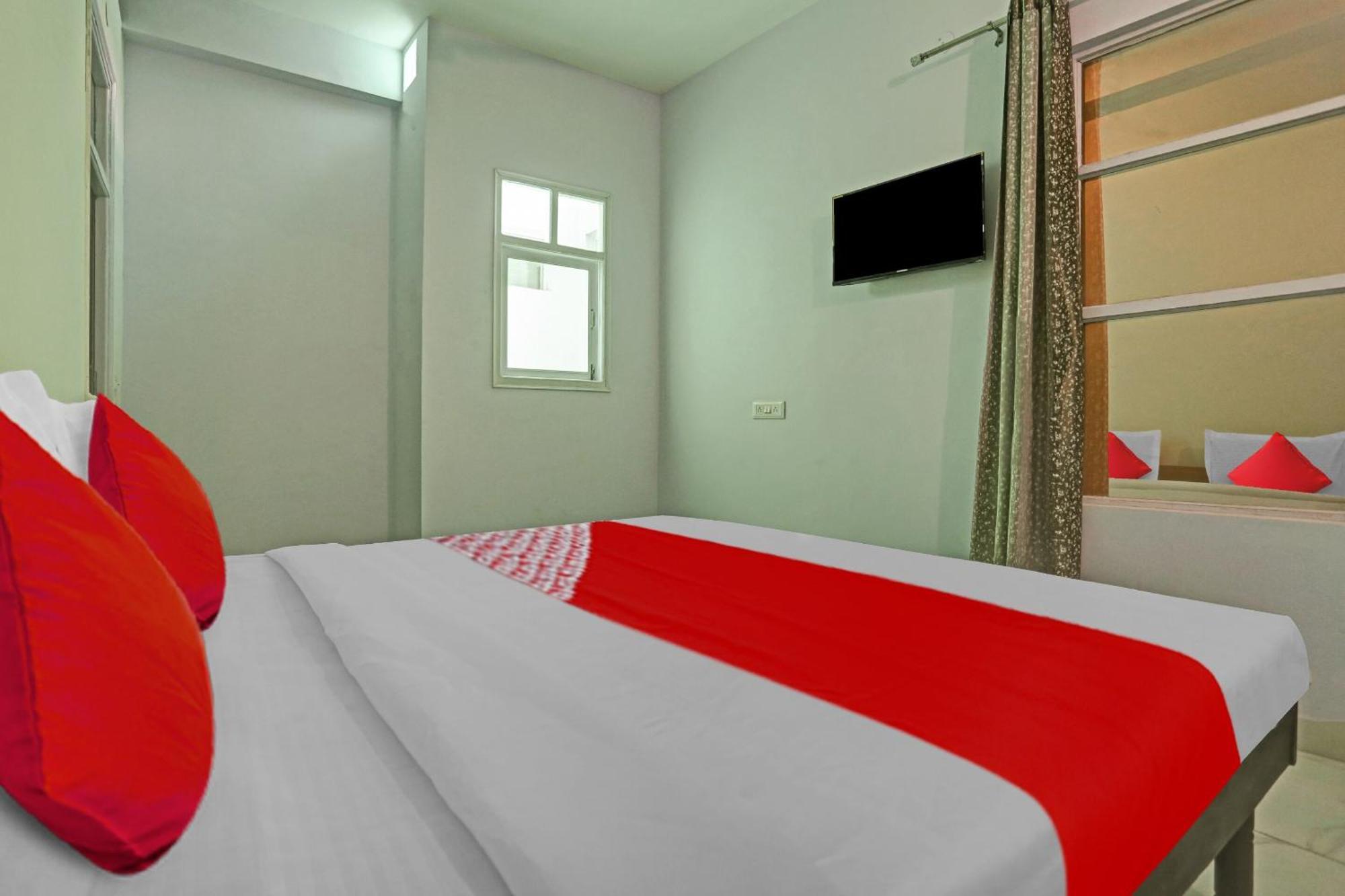 Hotel O Arya Residency Gurgaon Exterior photo